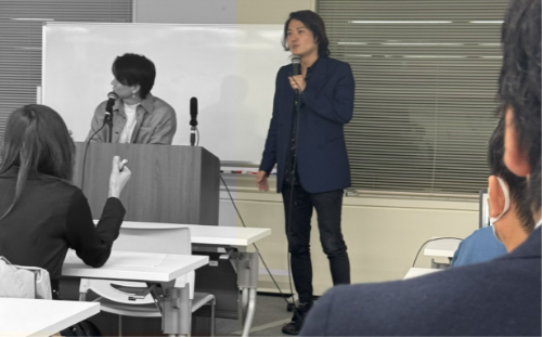 林尚弘が講演している様子